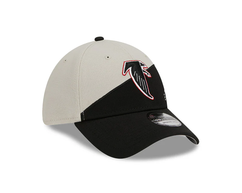 Atlanta Falcons New Era 2023 Historic Sideline 39THIRTY Flex Hat - Cream/Black - Image 3