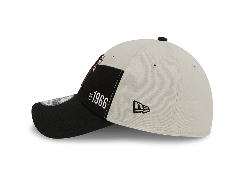 Atlanta Falcons New Era 2023 Historic Sideline 39THIRTY Flex Hat - Cream/Black - Image 4