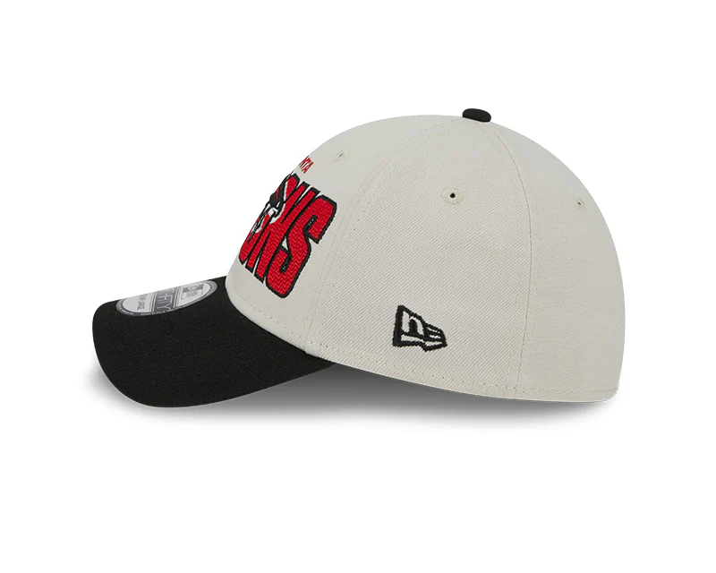 Atlanta Falcons New Era 2023 NFL Draft 39THIRTY Flex Hat - Cream - Image 4