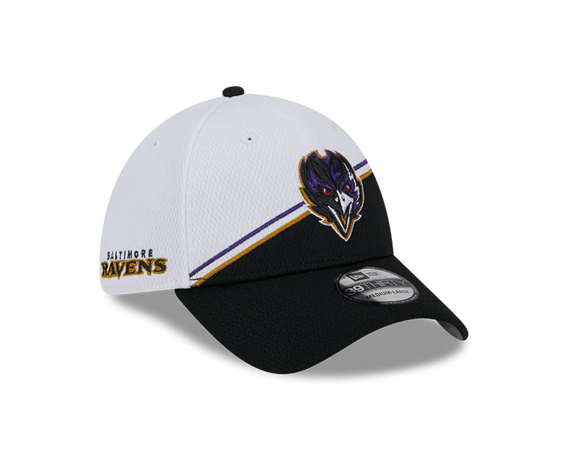 Baltimore Ravens New Era 2023 Sideline 39THIRTY Flex Hat - White/Black - Image 3