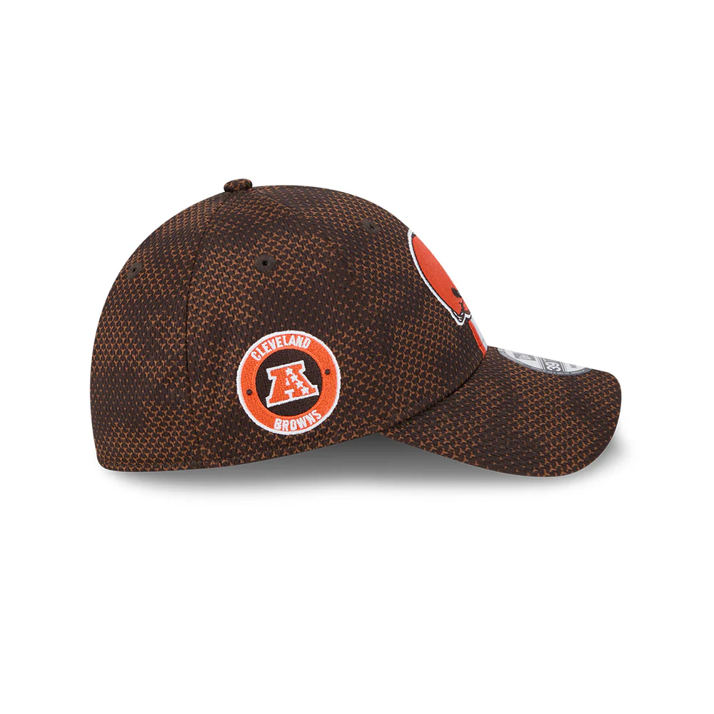 Cleveland Browns NFL 2024 Sideline New Era 39 Thirty Flex Hat - Brown - Image 3