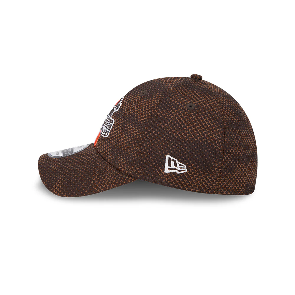 Cleveland Browns NFL 2024 Sideline New Era 39 Thirty Flex Hat - Brown - Image 5