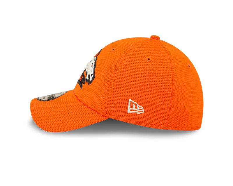 Denver Broncos 2022 Sideline 39THIRTY Coaches Flex Hat - Image 4