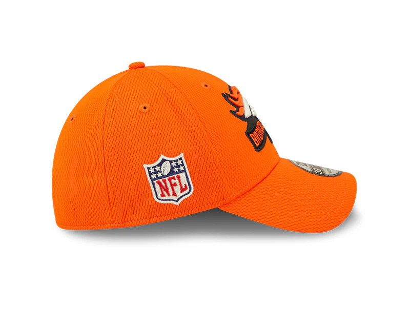 Denver Broncos 2022 Sideline 39THIRTY Coaches Flex Hat - Image 6