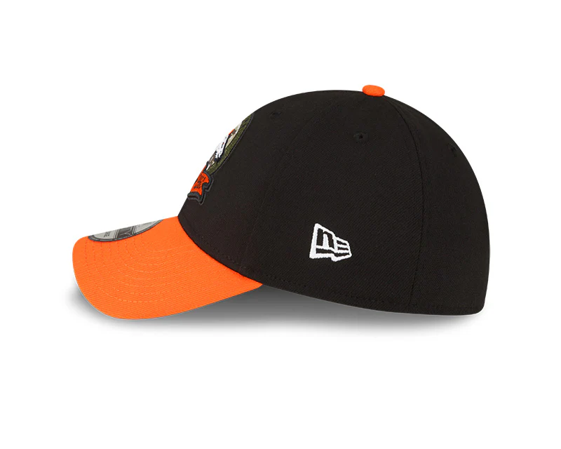Denver Broncos New Era 2022 Salute To Service - 39THIRTY Flex Hat - Image 3