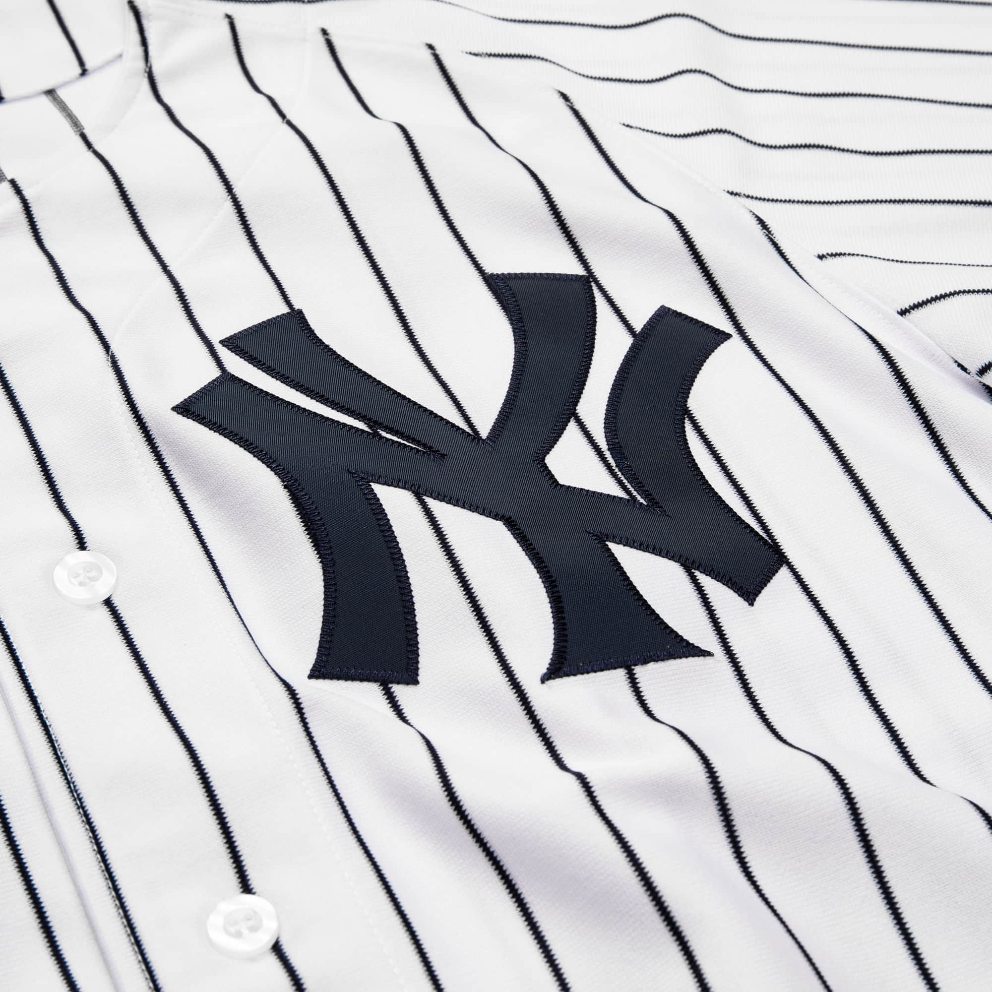 Derek Jeter #2 New York Yankees Mitchell & Ness 1996 Authentic Cooperstown Collection Pinstripe Jersey - Image 3