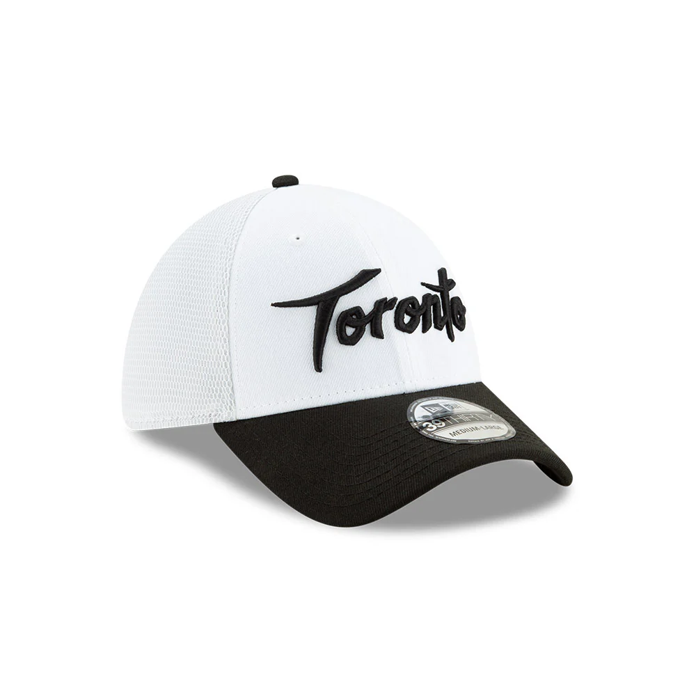 Earned Not Given Toronto Raptors 39Thirty Holiday Edition CS19 White/Black New Era FlexFit - Image 3