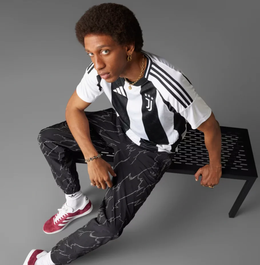 Juventus FC Adidas 24-25 White/Black Home Jersey - Image 4