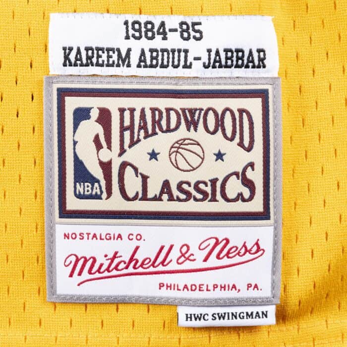 Kareem Abdul-Jabbar #33 Los Angeles Lakers Mitchell & Ness 1984-85 Hardwood Classic Swingman Gold Jersey - Image 3