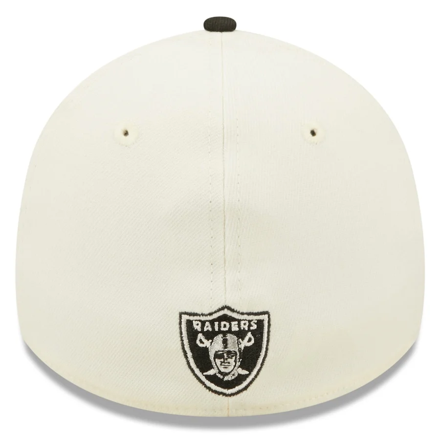 Las Vegas Raiders 2022 Sideline New Era Cream/Black - 39THIRTY 2-Tone Flex Hat - Image 3