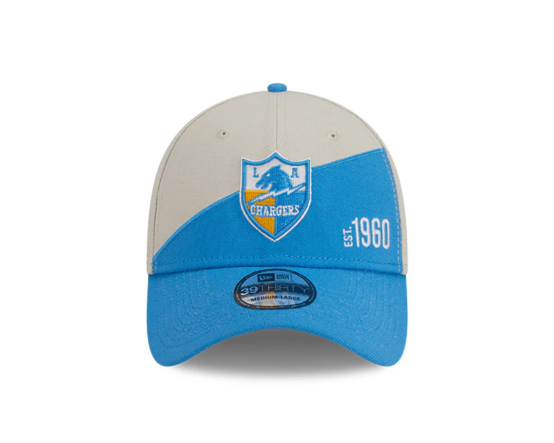 Los Angeles Chargers New Era 2023 Historic Sideline 39THIRTY Flex Hat - Cream/Blue - Image 2