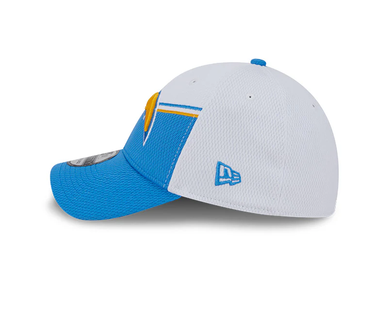 Los Angeles Chargers New Era 2023 Sideline 39THIRTY Flex Hat - White/Light Blue - Image 4