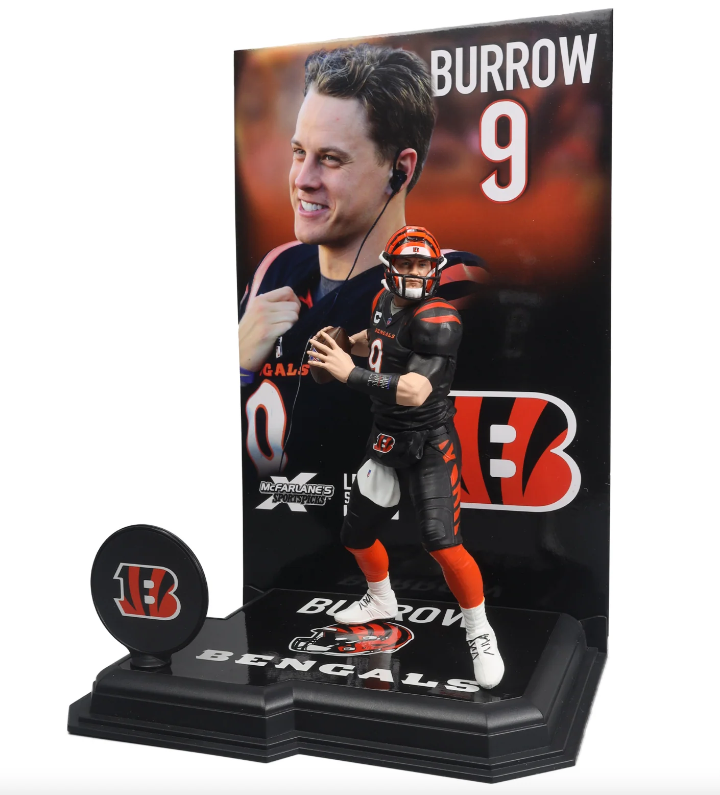 McFarlane NFL Sports Picks - Joe Burrow Black Jersey Figure - Cincinnati Bengals - Image 5