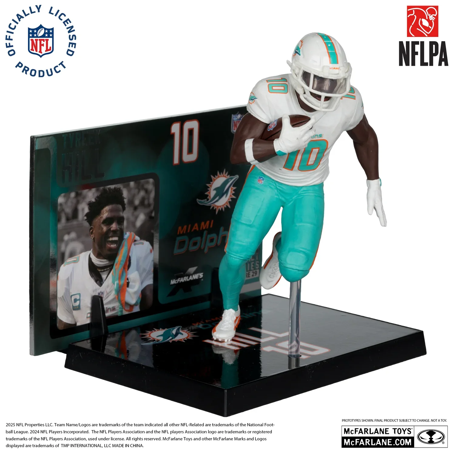 McFarlane's Sports Pick - Miami Dolphins Tyreek Hill #10 NFLPA 7IN Figure - Image 3