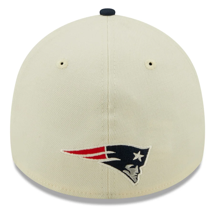 New England Patriots 2022 Sideline New Era Cream/Navy - 39THIRTY 2-Tone Flex Hat - Image 4