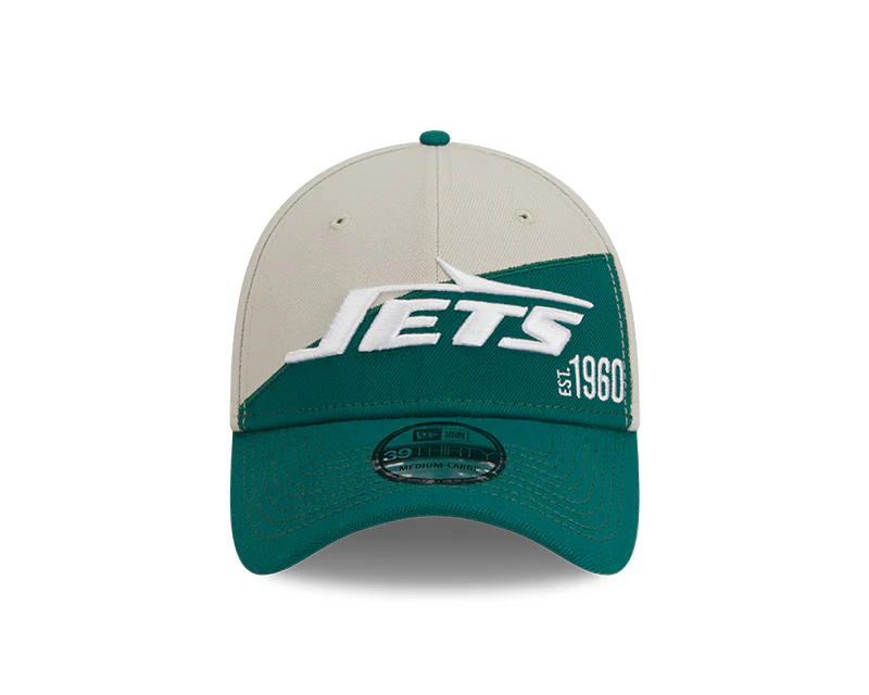 New York Jets New Era 2023 Historic Sideline 39THIRTY Flex Hat - Cream/Green - Image 3