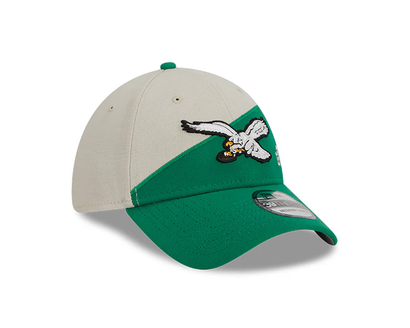 Philadelphia Eagles New Era 2023 Historic Sideline 39THIRTY Flex Hat - Cream/Green - Image 3