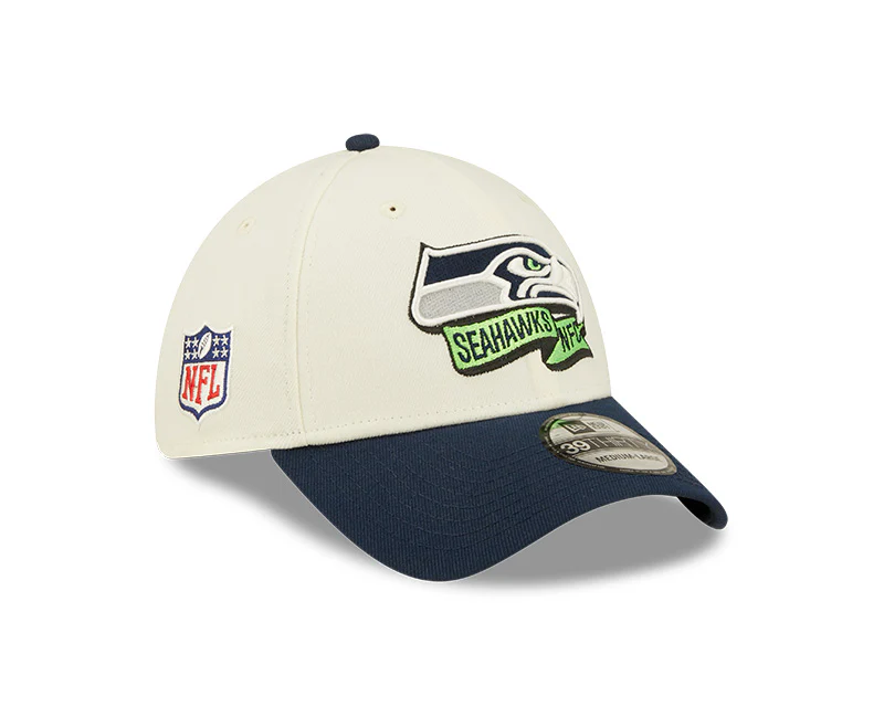Seattle Seahawks 2022 Sideline New Era Cream/Navy - 39THIRTY 2-Tone Flex Hat - Image 4