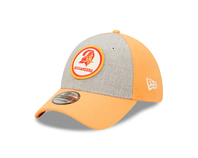Tampa Bay Buccaneers New Era 2022 Sideline 39THIRTY Historic Flex Hat - Heathered Gray/Orange - Image 2