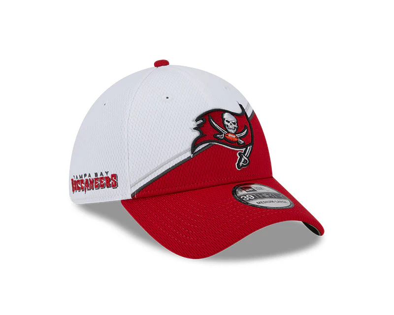 Tampa Bay Buccaneers New Era 2023 Sideline 39THIRTY Flex Hat - White/Red - Image 5
