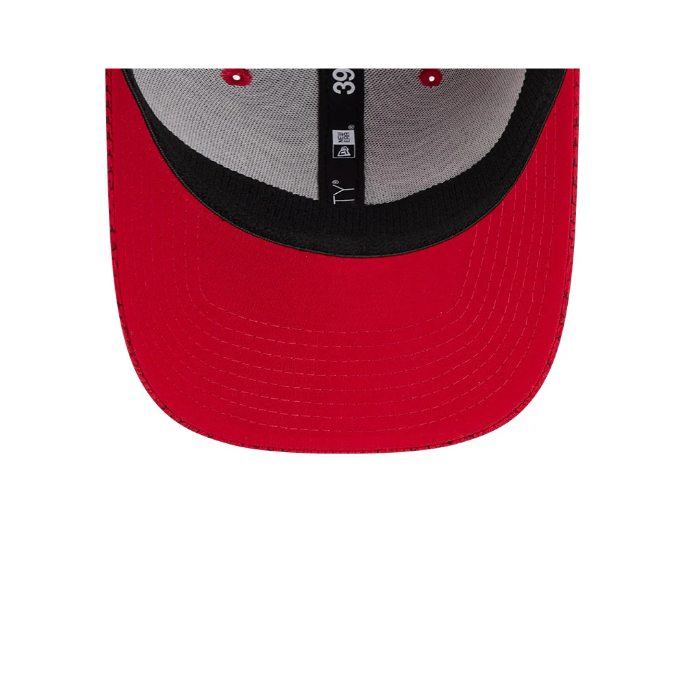 Tampa Buccaneers NFL 2024 Sideline New Era 39 Thirty Flex Hat - Red - Image 2