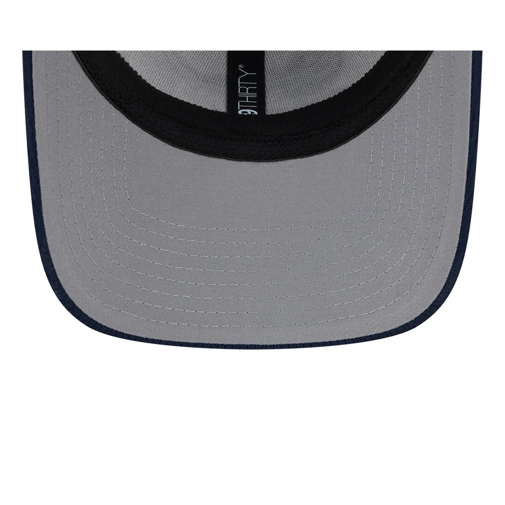 Tennessee Titans New Era 2023 Sideline 39THIRTY Flex Hat - White/Navy - Image 7