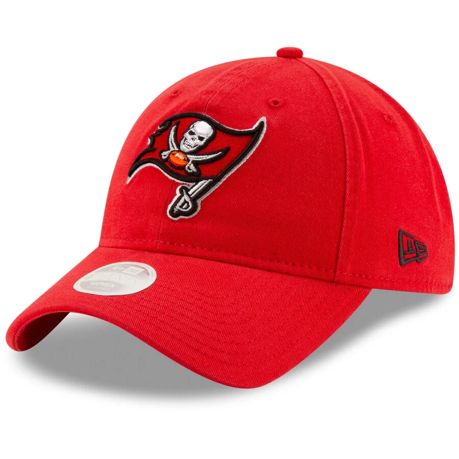 Women's Tampa Bay Buccaneers New Era 9Twenty Classic Adjustable Hat - Image 2